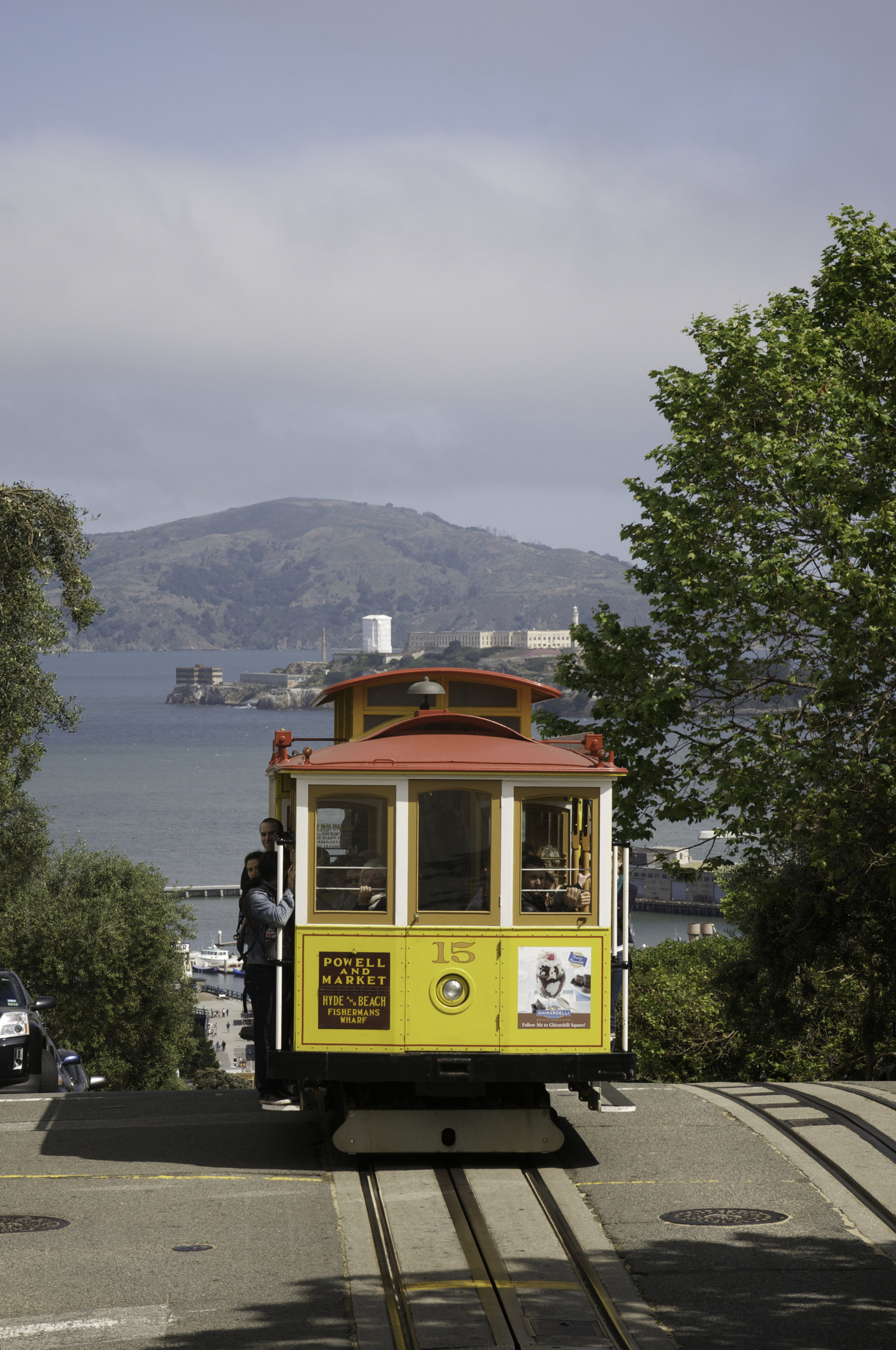 Powell Hyde Cable Car travelling towards downtown.