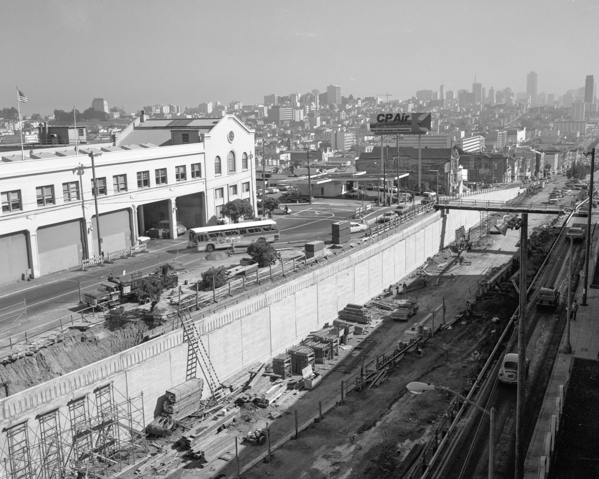 Photo showing the construction of the Geary Expressway tunnel between Presidio and Masonic.