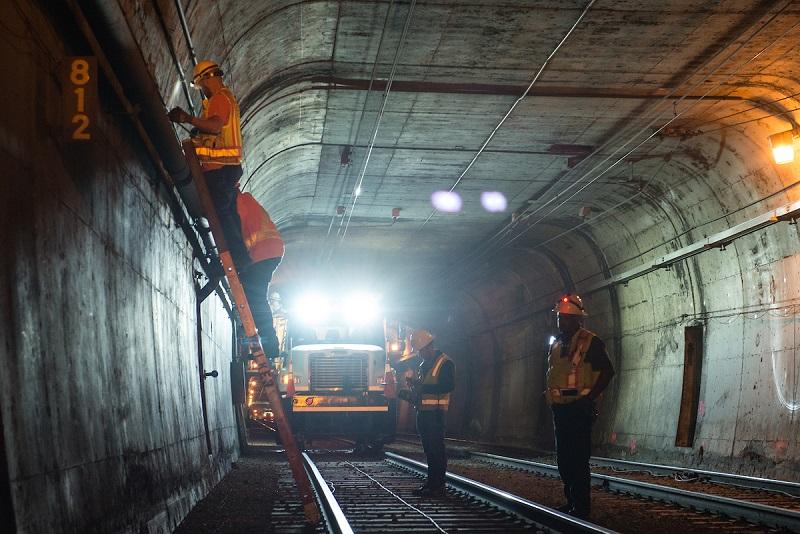 Twin Peaks Tunnel Closure this Summer