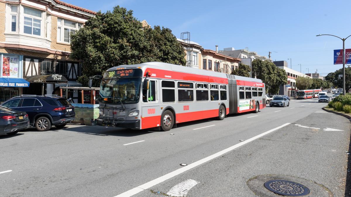 Westbound 38R Geary