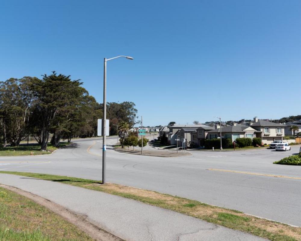 Lake Merced Boulevard and Skyline Boulevard (existing conditions)