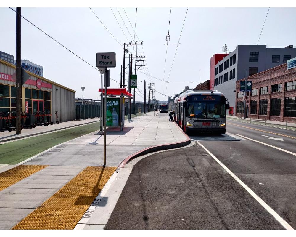 Photo of Completed bus boarding island on Townsend Street near Caltrain Station - September 2020
