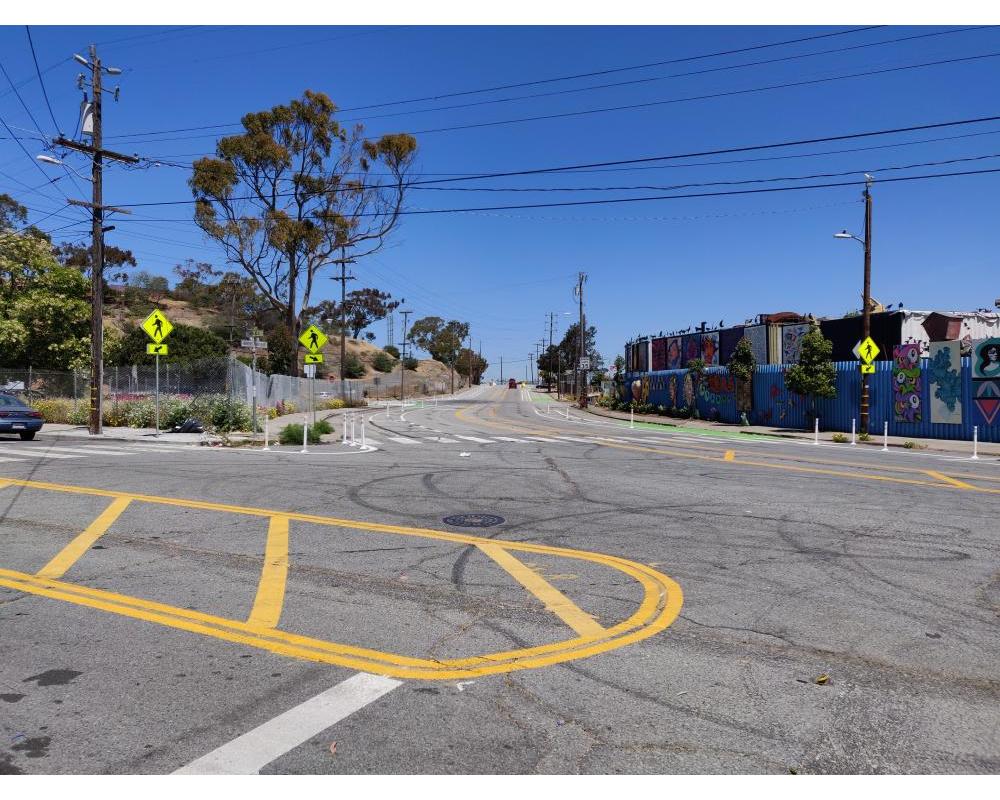 Hunters Point Boulevard/Innes Avenue/Hawes Street