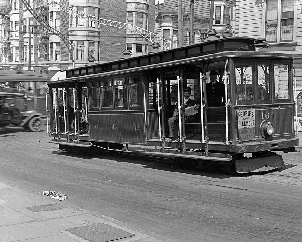 A cable car on Sacramento Street near Fillmore in 1918. This cable car line was closed by Market Street Railway in 1942.